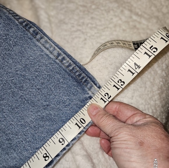 ==Wrangler shorts size 42 - Picture 11 of 16